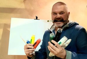 Paaiškėjo, ką dabar veikia grupės „16Hz“ vokalistas Petras Jucevičius 