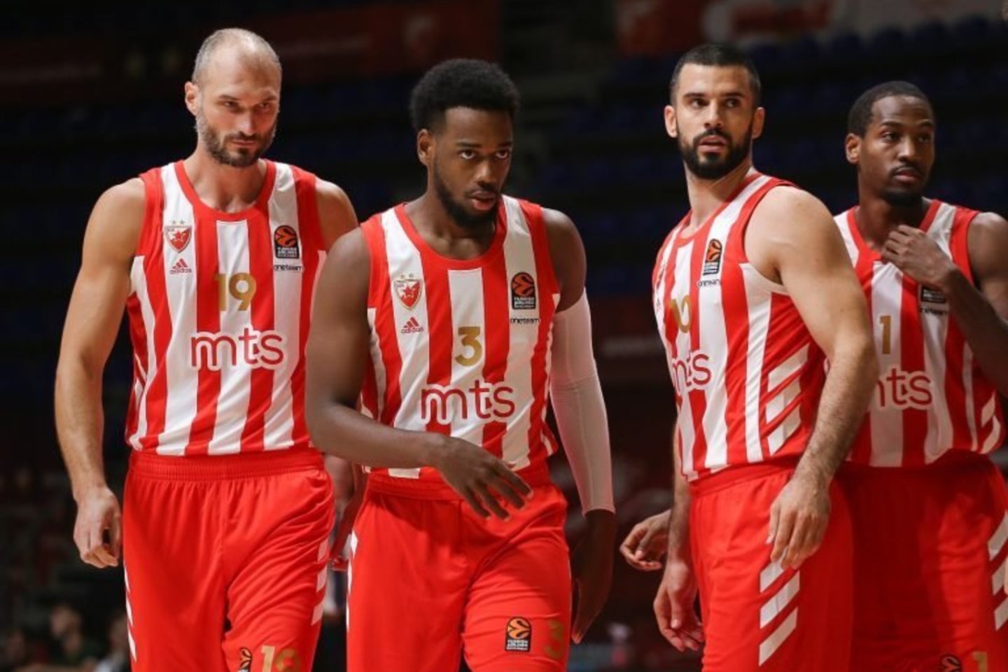 „Crvena zvezda“ ekipa