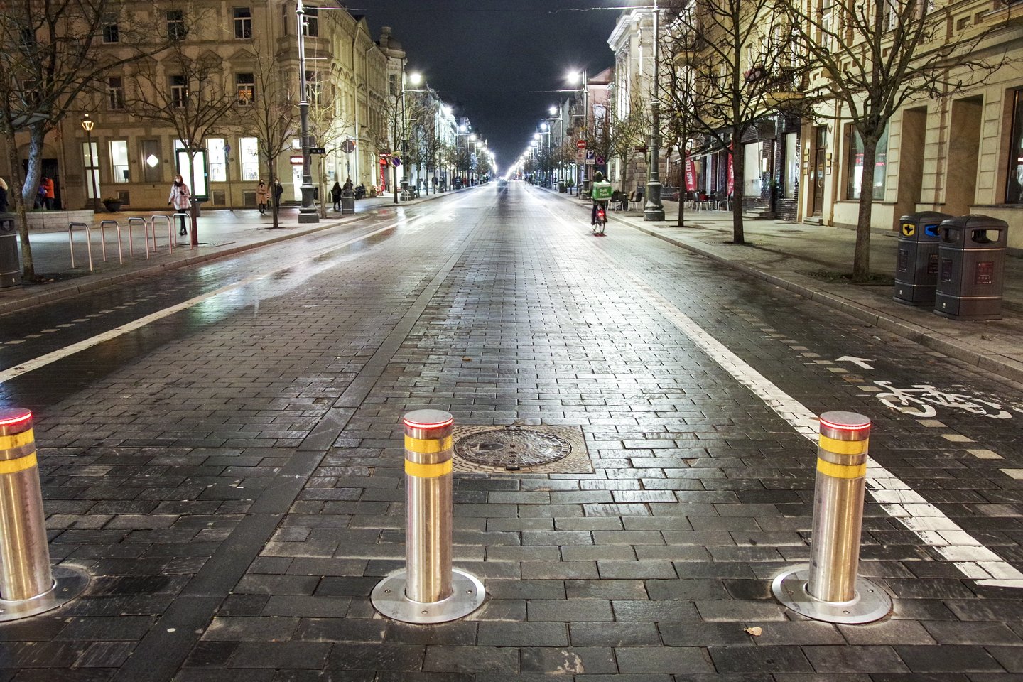 Nuo šeštadienio Lietuvoje trims savaitėms įvedamas visuotinis karantinas.<br>V.Ščiavinsko nuotr.
