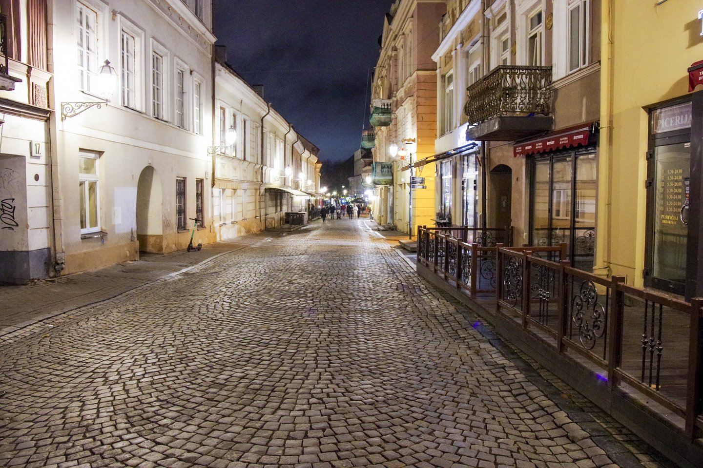 Nuo šeštadienio Lietuvoje trims savaitėms įvedamas visuotinis karantinas.<br>V.Ščiavinsko nuotr.