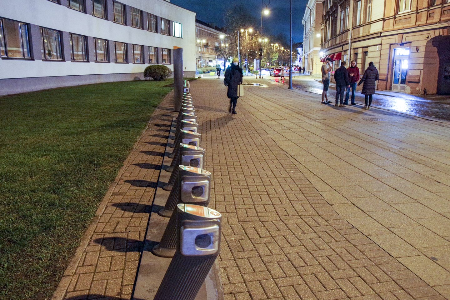Nuo šeštadienio Lietuvoje trims savaitėms įvedamas visuotinis karantinas.<br>V.Ščiavinsko nuotr.