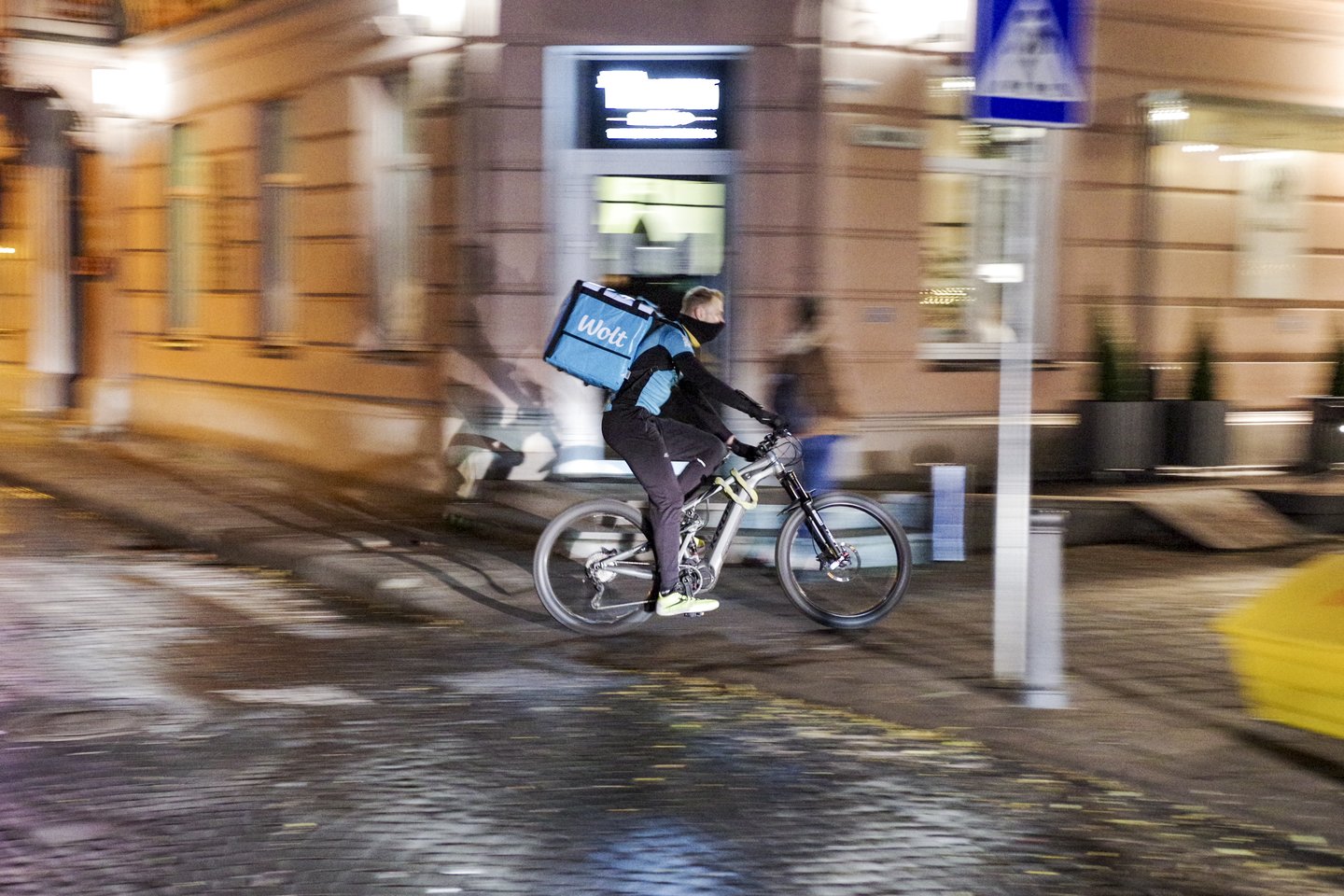 Nuo šeštadienio Lietuvoje trims savaitėms įvedamas visuotinis karantinas.<br>V.Ščiavinsko nuotr.