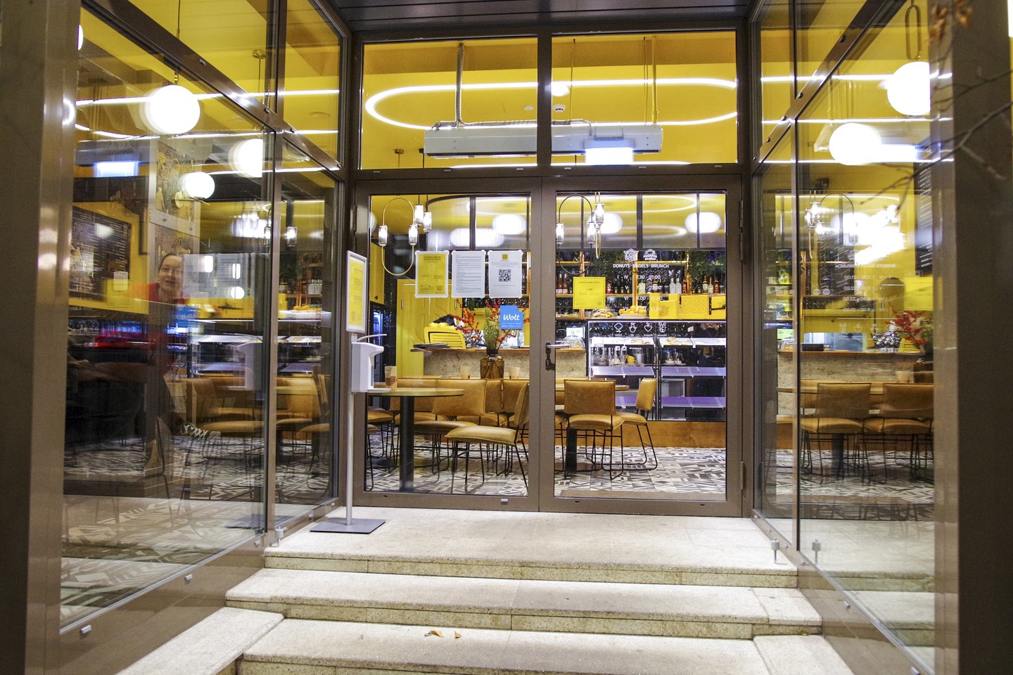 Nuo šeštadienio Lietuvoje trims savaitėms įvedamas visuotinis karantinas.<br>V.Ščiavinsko nuotr.
