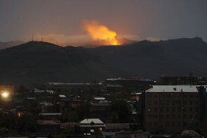 Azerbaidžanas skelbia užėmęs svarbų Kalnų Karabacho miestą Šušą