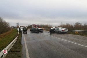 Savaitgalio avarijose žuvo trys žmonės, dar 16 buvo sužalota