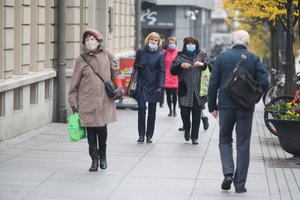 Įspėja dėl saviizoliacijos: už neteisėtą pasirodymą darbe – ir iki 5 metų laisvės atėmimo