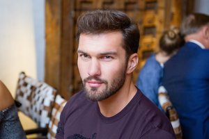 Aktoriui Žilvinui Tratui patvirtintas COVID-19: rezultatą išgirdo prieš filmavimą Rygoje