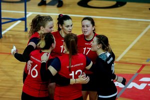 Sensacija Lietuvos tinklinio čempionate – VU nugalėjo vieną turnyro favoričių