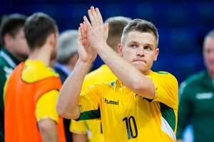 Lietuva antrą kartą nusileido Juodkalnijai ir baigė pasirodymą Europos čempionato atrankoje