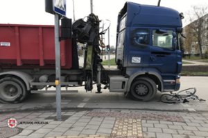 Praėjusios paros avarijose nukentėjo 10 žmonių