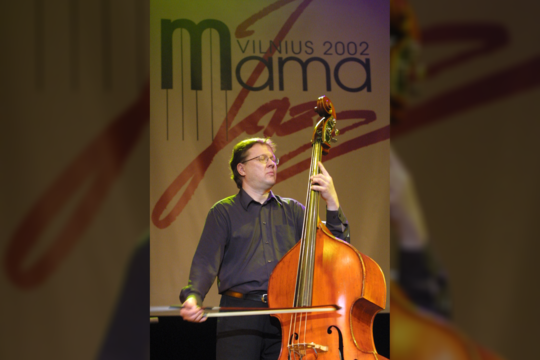 2002 m. Lietuvos nacionaliniame dramos teatre prasidėjo pirmasis tarptautinis džiazo festivalis „Mama Jazz 2002“.<br>J.Staselio nuotr.