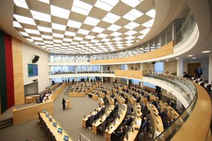 13-ąją dieną penktadienį darbą pradės tryliktasis Seimas