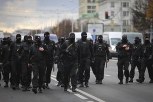 Baltarusijos pareigūnai marina nužudytųjų per protestus bylų tyrimus