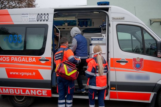 Šilalės r. mokytojos klasėje užrakintas 7-metis atsidūrė reanimacijoje: mokykla bandė nuslėpti skandalingas aplinkybes