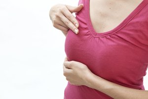 Gydytoja kreipėsi į moteris: krūties vėžio galima išvengti, tikrintis – būtina