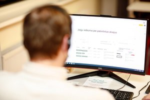 Į pagalbą NVSC skuba verslas – įsteigė papildomą Covid-19 skambučių centrą