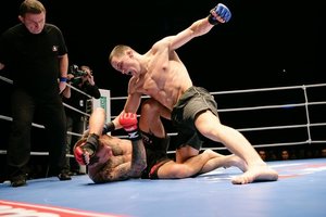 MMA narve veteranas Marius Žaromskis mes iššūkį pajėgiam lenkui