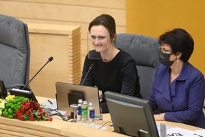 Seimas turi naują pirmininkę: ja tapo Viktorija Čmilytė-Nielsen