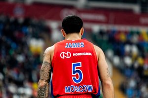 Prieš mačą su „Žalgiriu“ rimti nesutarimai CSKA klubo viduje – konfliktuoja lyderis ir treneris