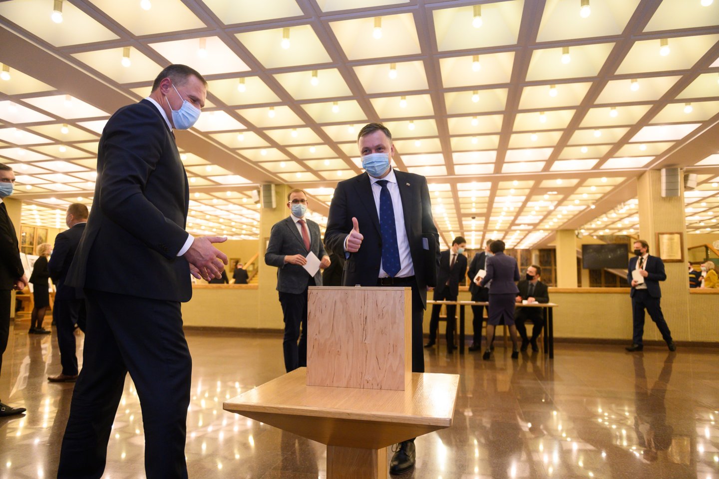 Penktadienis 13-oji – diena, kai prisiekė naujasis Seimas.<br> V.Skaraičio nuotr.