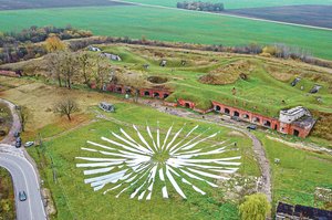 Vilnietis menininkas Kaune įžiebė neįprastą saulę