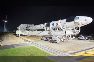 „SpaceX“ dėl nepalankių orų atidėjo pilotuojamo erdvėlaivio skrydį