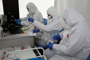 Koronaviruso košmaras: mirusieji Lenkijoje nebetelpa lavoninėse, Vyriausybė raginama prašyti Vokietijos pagalbos