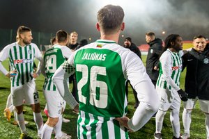 „Žalgirio“ kapitonas S. Mikoliūnas: „Norėjosi trofėjų padovanoti ir M. Žaliūkui“