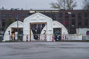 Įsigalioja naujas SAM nurodymas dėl būtinų COVID-19 testų, iš paveiktų šalių sąrašo išbraukta Slovakija