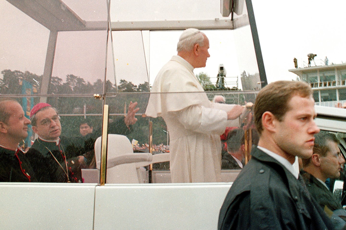 1993 Lietuvoje viešėjusio popiežiaus Jono Paulius II reputacija šiandien braška.<br>J.Staselio nuotr.