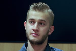 Beisbolininkas D. Neverauskas keliasi į Japoniją – Hirošimos klubas įsigijo lietuvį iš MLB ekipos