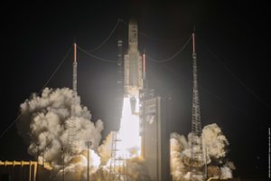 Žlugo Europos kosmoso bendrovės „Arianespace“ misija iškelti du palydovus į Žemės orbitą