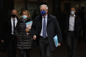 Šiaurės Airijos ministrė: be „Brexit“ sutarties pasienyje suklestės nusikalstamumas