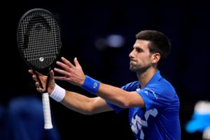 Su A. Zverevu susitvarkęs N. Džokovičius – baigiamojo ATP turnyro pusfinalyje