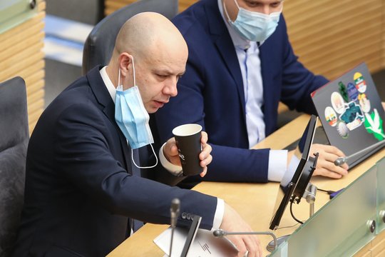 Skubotas A. Verygos sprendimas izoliuojant žmones pavasarį galėjo pažeisti jų teises: pasipylė skundai