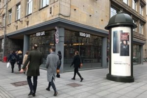 Teismas padėjo tašką ginče dėl pastato Gedimino prospekte įstiklinimo