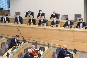 NVSC: Seimui rekomenduojama neįsileisti žurnalistų, uždaryti poilsio zonas