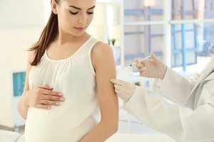 Trečiųjų skiepų nuo koronaviruso efektyvumas – 70 proc., bet rezultatą galima pagerinti