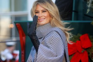 Baltuosiuose rūmuose rengiamasi Padėkos dienai ir Kalėdoms