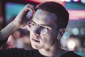 Milijonierius Benediktas Gylys išdavė savo pirmąją algą ir kokiais pirkiniais save lepina