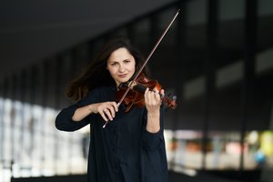 Vienos stipriausių šalies smuikininkių D. Dėdinskaitės gyvenime – permainų metas