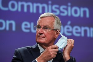 M. Barnier grįžta tęsti „Brexit“ derybų į Londoną