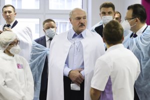 A. Lukašenka pareiškė, kad priėmus naują Konstituciją, jis pasitrauks iš posto