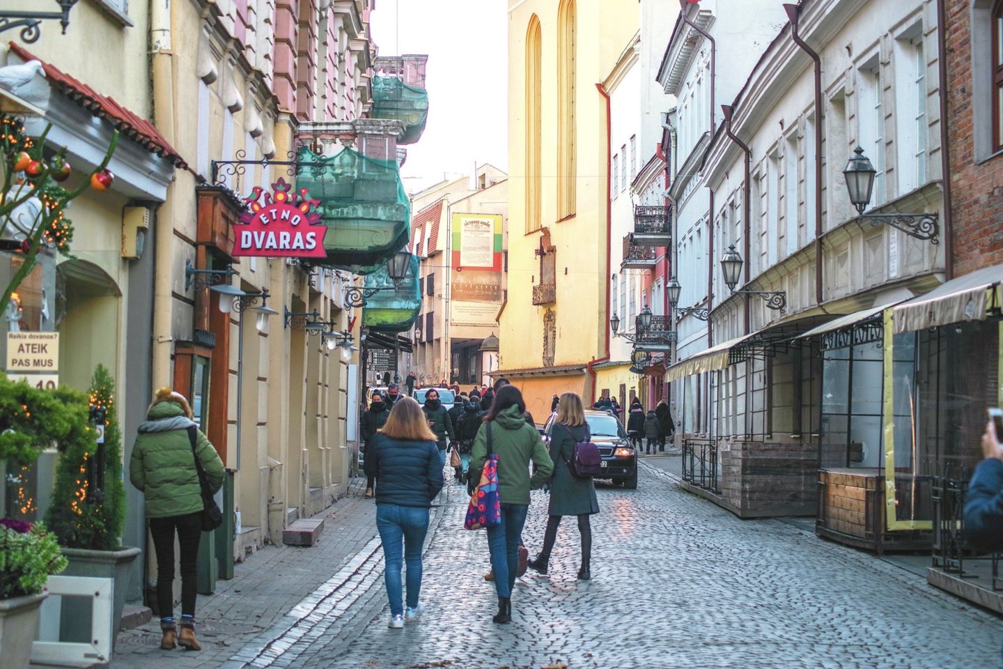 Mėgstama garsiai girtis, kad Vilniaus senamiestis saugomas UNESCO, bet tylomis jis po truputį niokojamas.