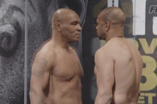 Po 15 metų pertraukos į bokso ringą grįžta legendinis Mike‘as Tysonas