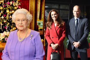 Karališkosios šeimos Kalėdos bus kitokios: neaišku, ar Elizabeth II įsileis princo Williamo šeimą
