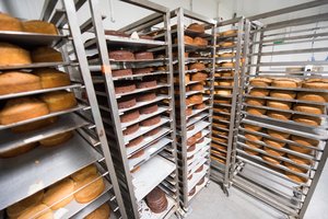 Skurdo požymiai: Rusijoje vis daugiau perkama paprasčiausios duonos