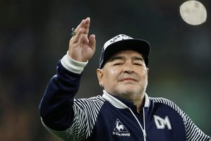 Paviešintas paskutinis vaizdo įrašas su dar gyvu D. Maradona: nufilmavo kaimynė
