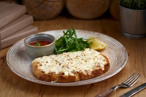 Kepti sumuštiniai su tunu ir sūriu bus gardūs net atvėsę