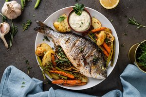 Orkaitėje kepta dorada: paruošti paprasta, o rezultatas – šventiškas 